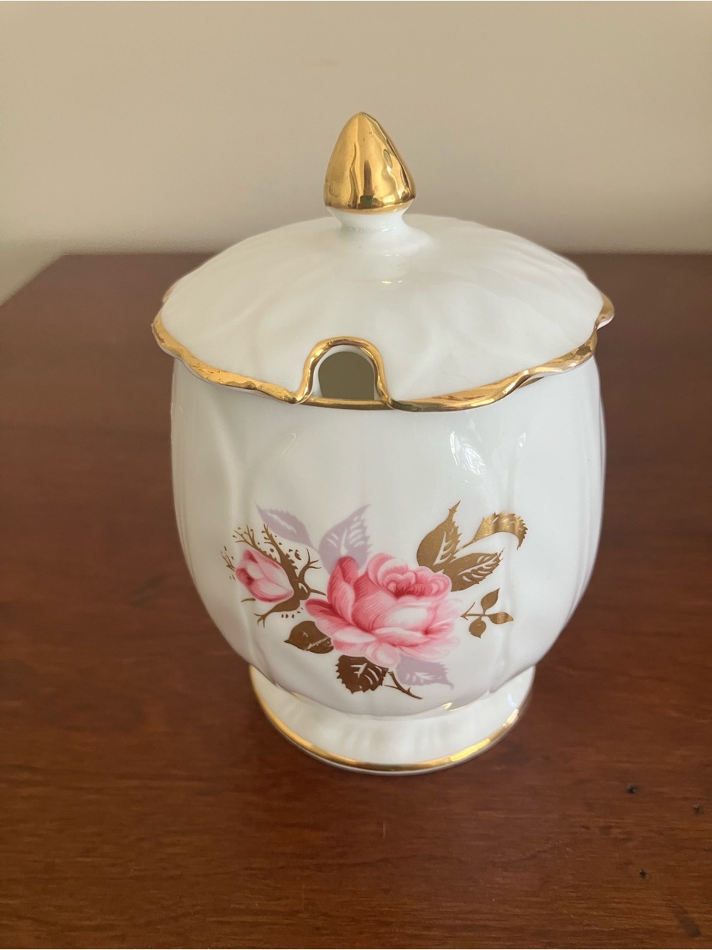 Vintage Aynsley bone china jam/preserve pot or covered sugar, “Elizabeth Rose”